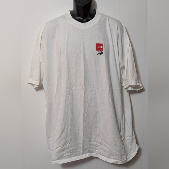 Men's The North Face T Shirt White And Red Size XXL - Picture 1 of 9